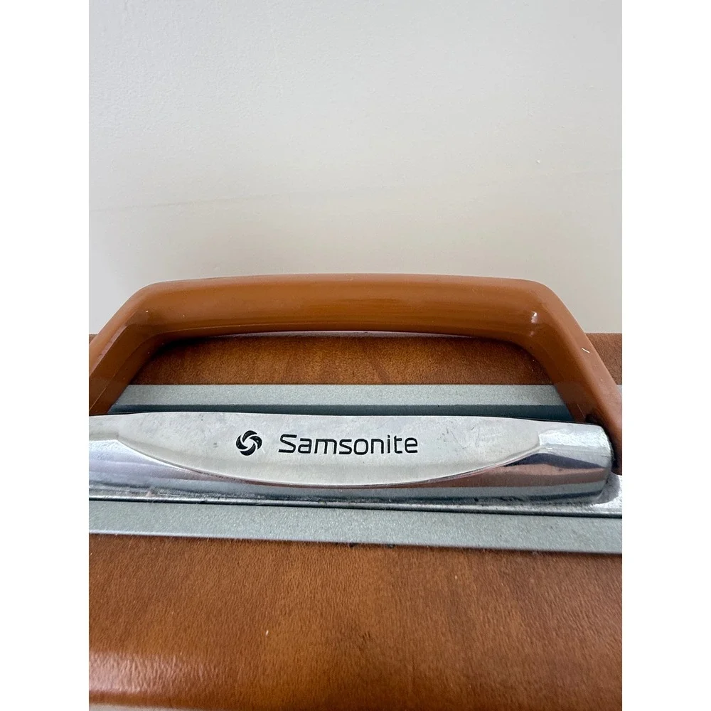 Vintage Samsonite Hard Shell Briefcase Tan Faux Leather Attache Case 18x13x5